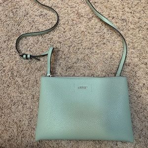 Guess Excellent Condition Crossbody Bag!
